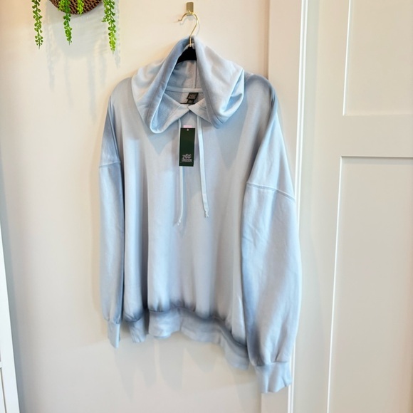 Wild Fable Light Aqua Blue Hoodie Sweatshirt Tie Dye Detail Women's Size XXL NWT - Picture 2 of 9